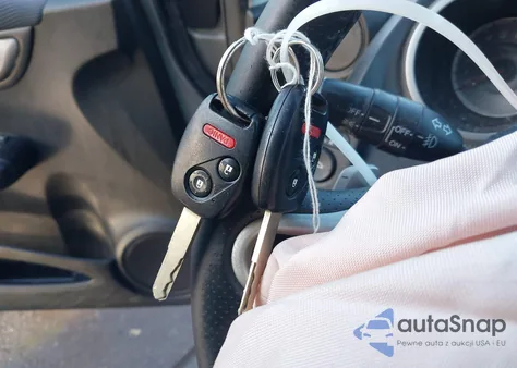 2010 Honda Fit Sport z USA, uszkodzony, nr VIN JHMGE8H44AS019788